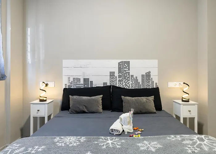 Con Piscina A 7 Minutos De La Playa * Fuengirola