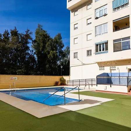 Con Piscina A 7 Minutos De La Playa 아파트
