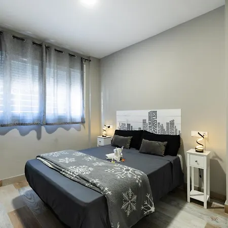 Con Piscina A 7 Minutos De La Playa